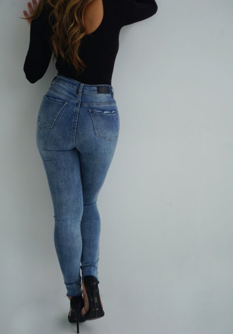 Jasmine Frayed Cuff Skinny Jeans